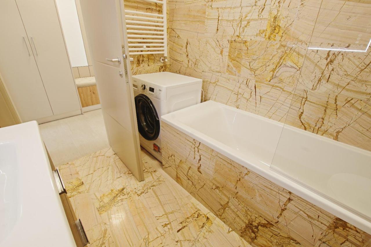 Himson-Beige Apartment ยาช ภายนอก รูปภาพ