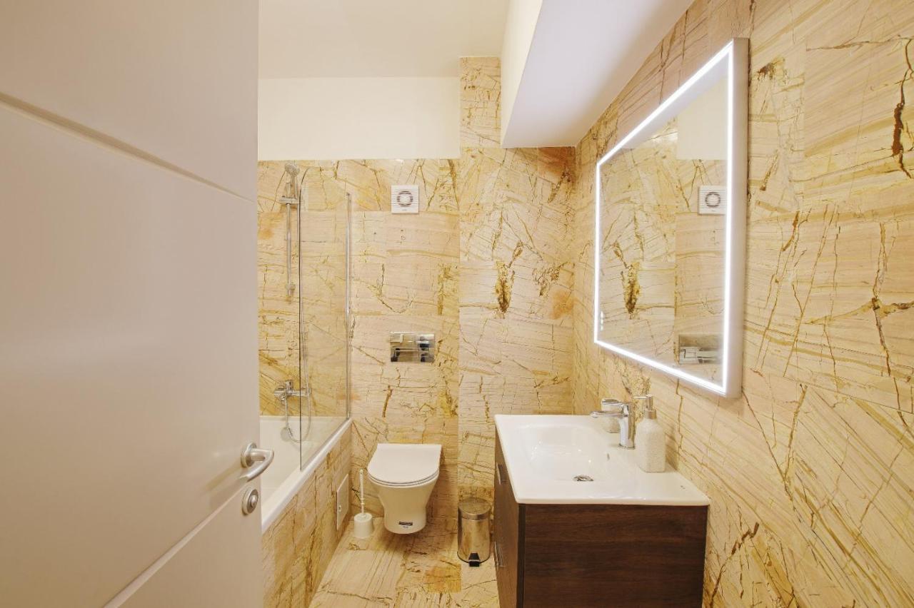 Himson-Beige Apartment ยาช ภายนอก รูปภาพ